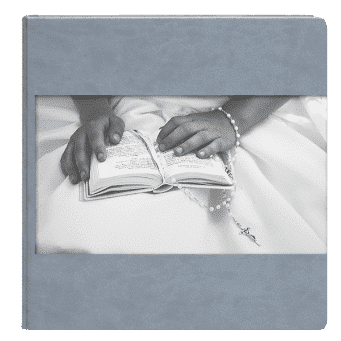 Tradycyjne albumy na zdjęcia komunijne jako pamiątka Pierwszej Komunii Świętej dla chłopca i dziewczynki