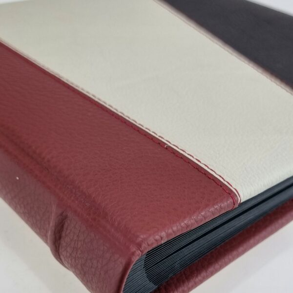 album w skórze naturalnej 25x25/50 stron #324