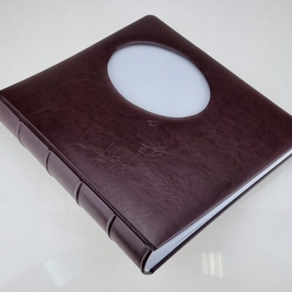 Album z okienkiem 28x31/100 stron+p #179