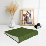 album na zdjęcia wsuwane | skóra galanteryjna | oliwkowa zieleń
