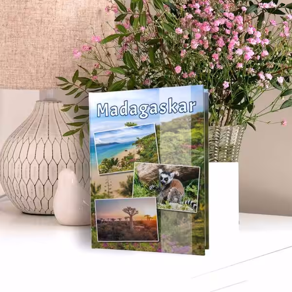 kieszeniowy album na zdjęcia, pamiątka z wakacji, afryka, madagaskar