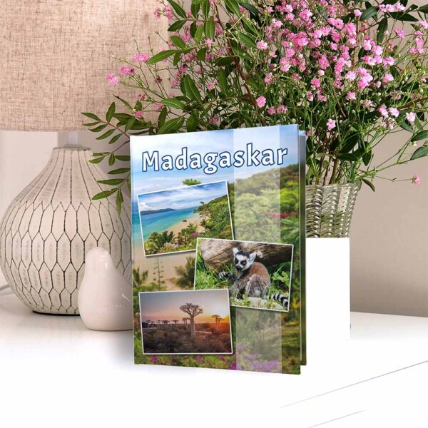 kieszeniowy album na zdjęcia, pamiątka z wakacji, afryka, madagaskar